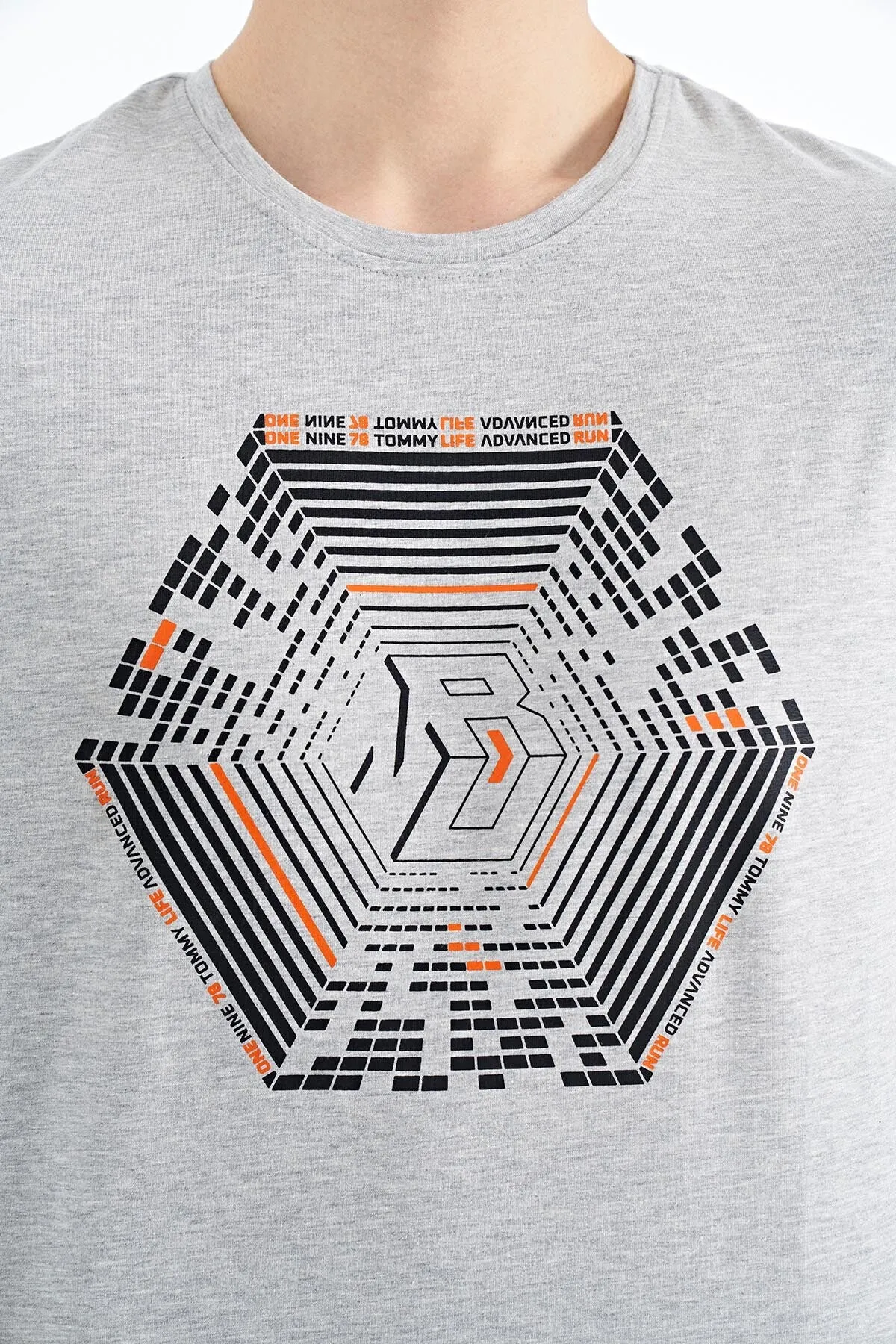 desen baskili standart kalip erkek t-shirt - 88231