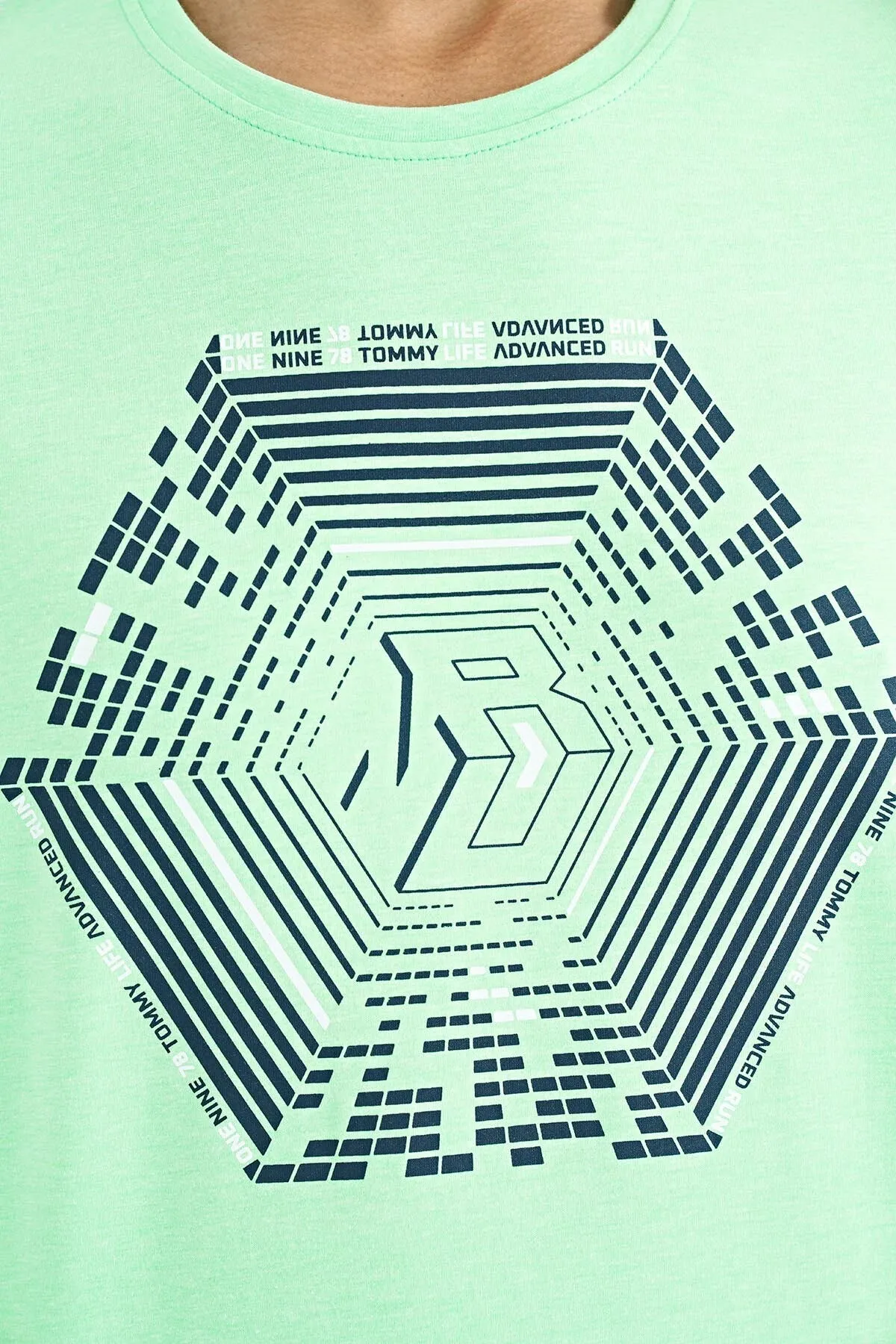 desen baskili standart kalip erkek t-shirt - 88231