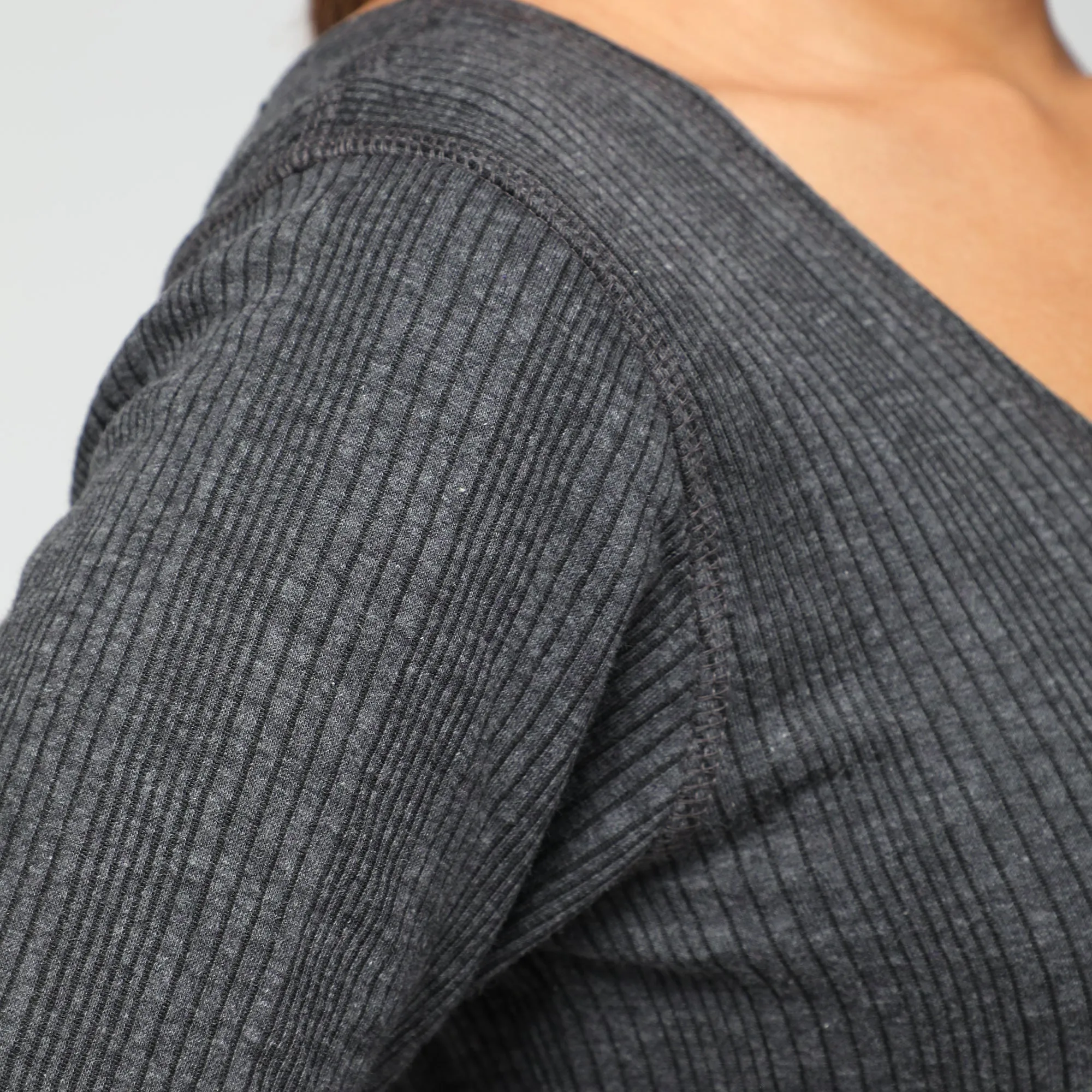 Macho Sporto Women's Thermal Ultima Black Vest