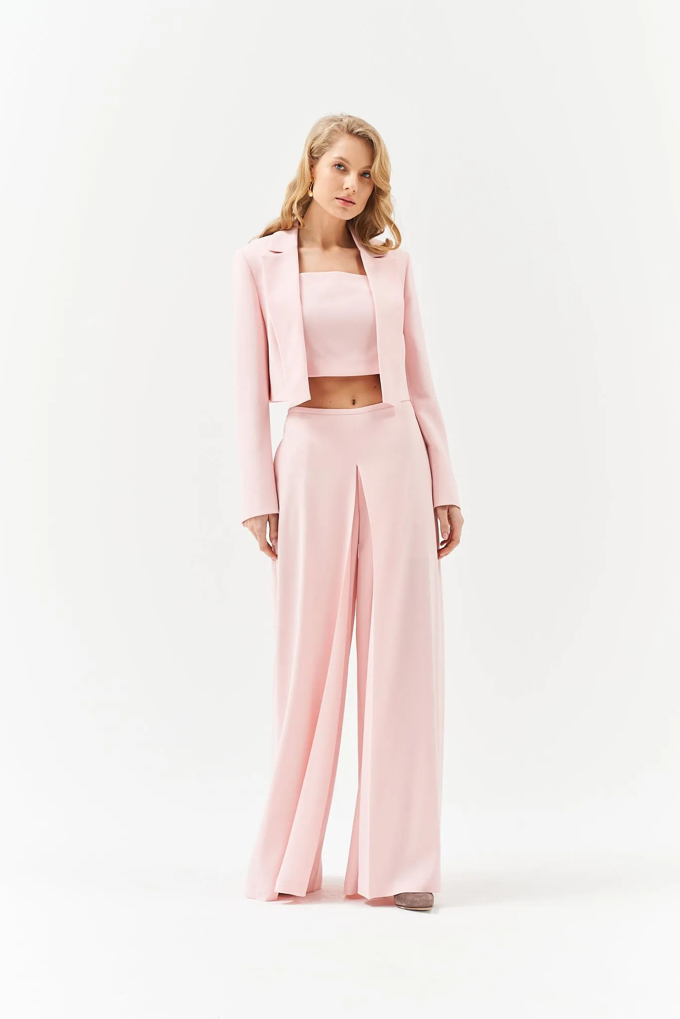 SHORT BLAZER IN PEACH